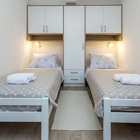 Holiday home Donata *
